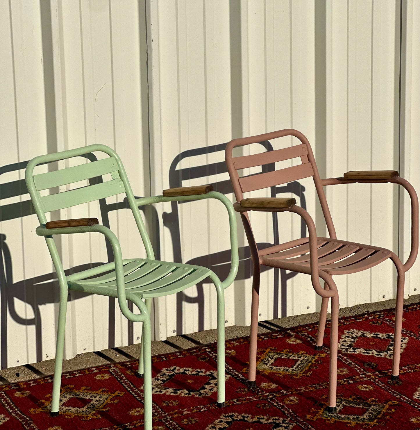 Paire de fauteuils TOLIX