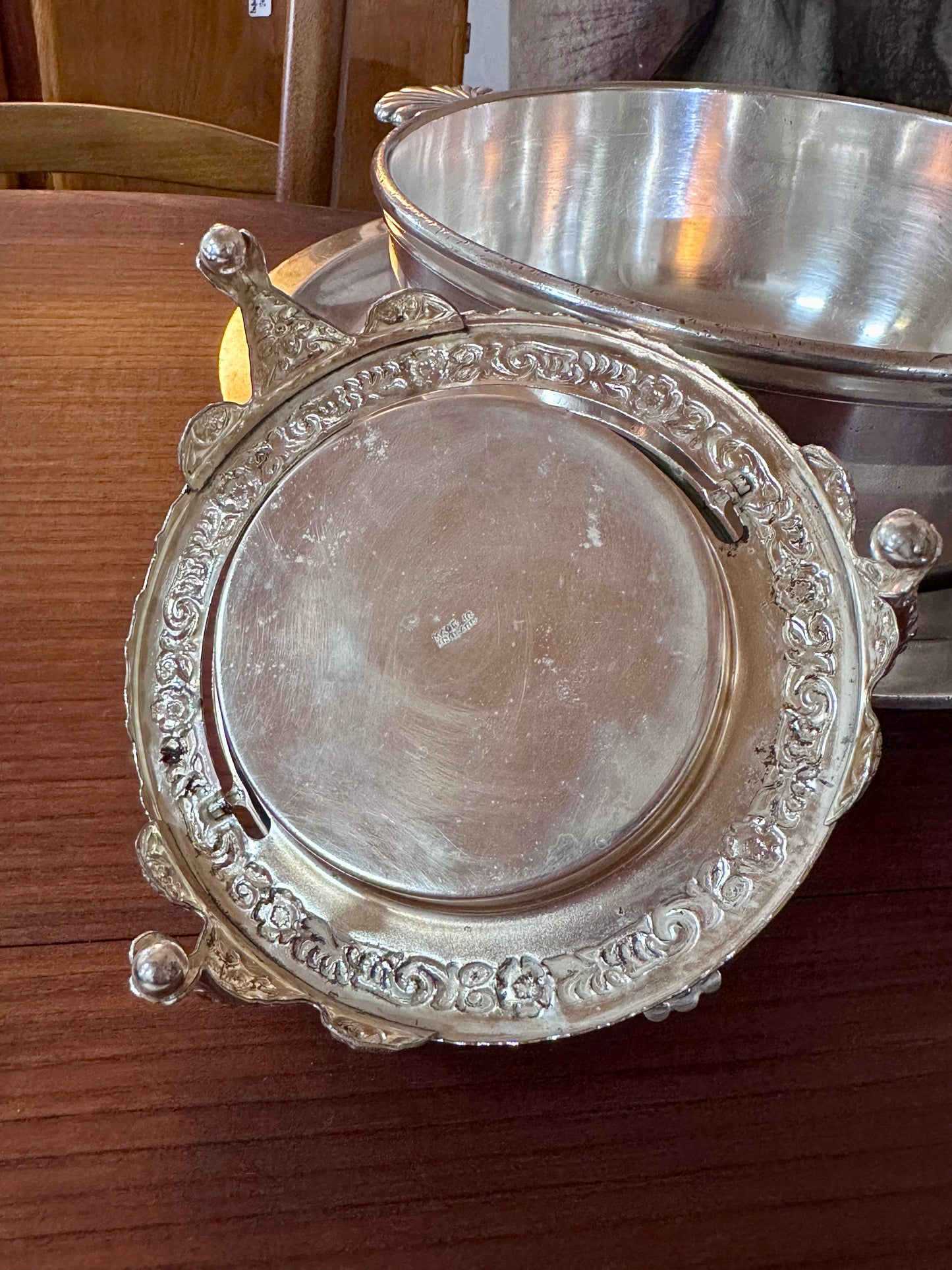 Serviteur à caviar en métal argenté