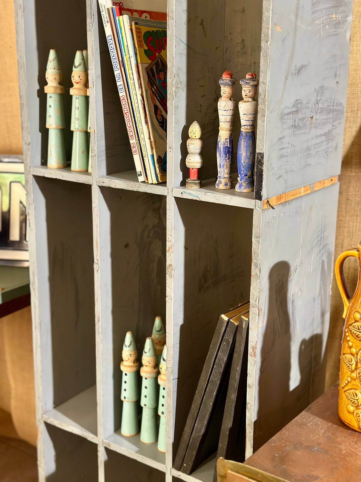 Mini meuble de métier à casiers