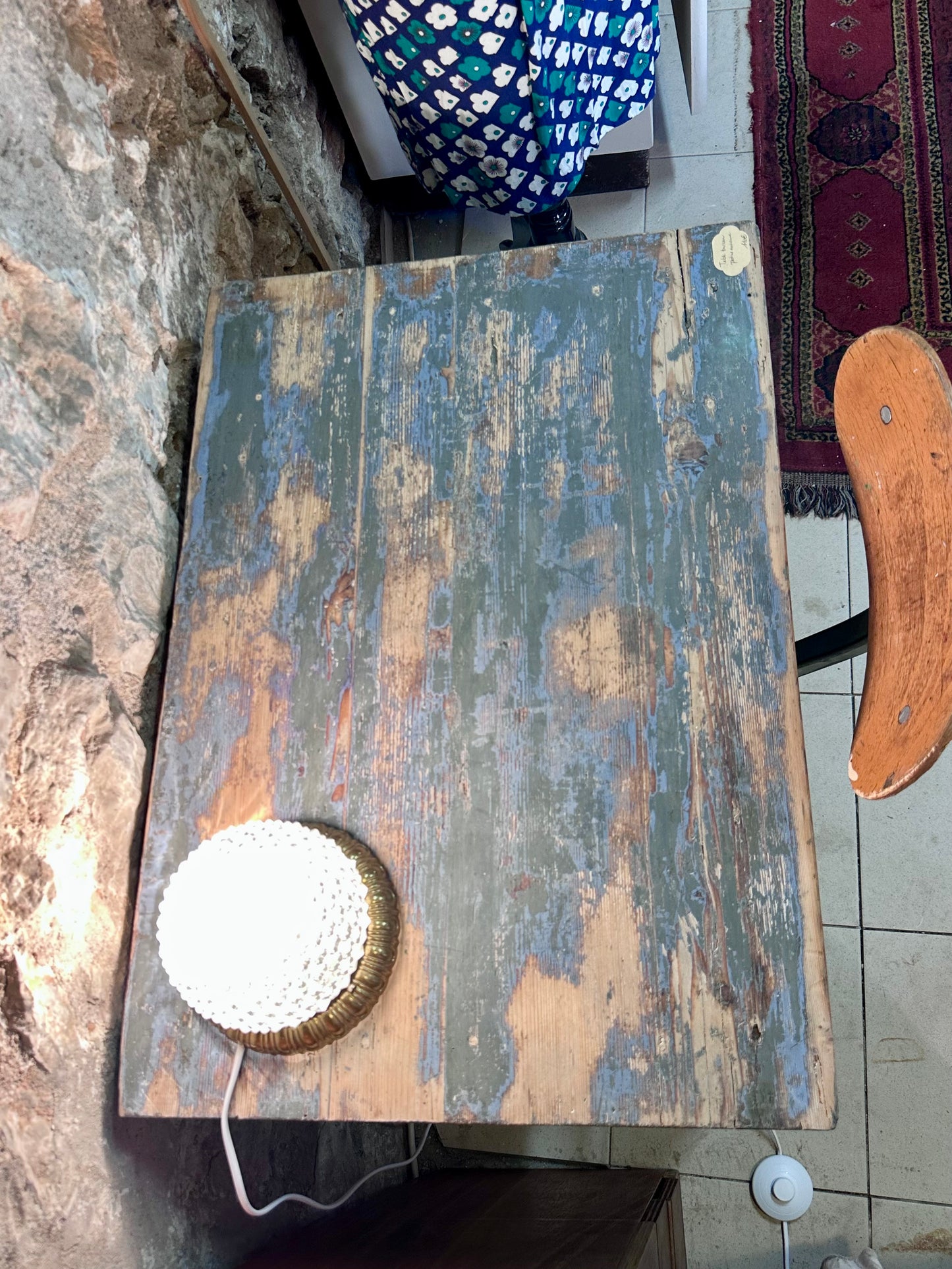 Petite table patinée