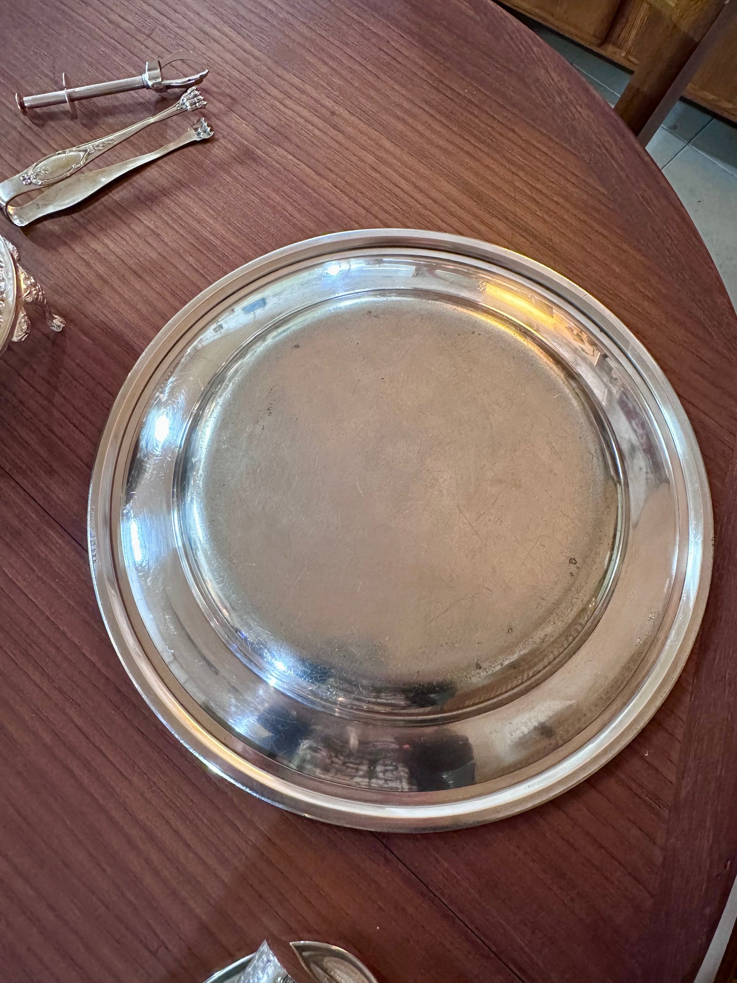 Plat rond en métal argenté Ercuis Marine Nationale