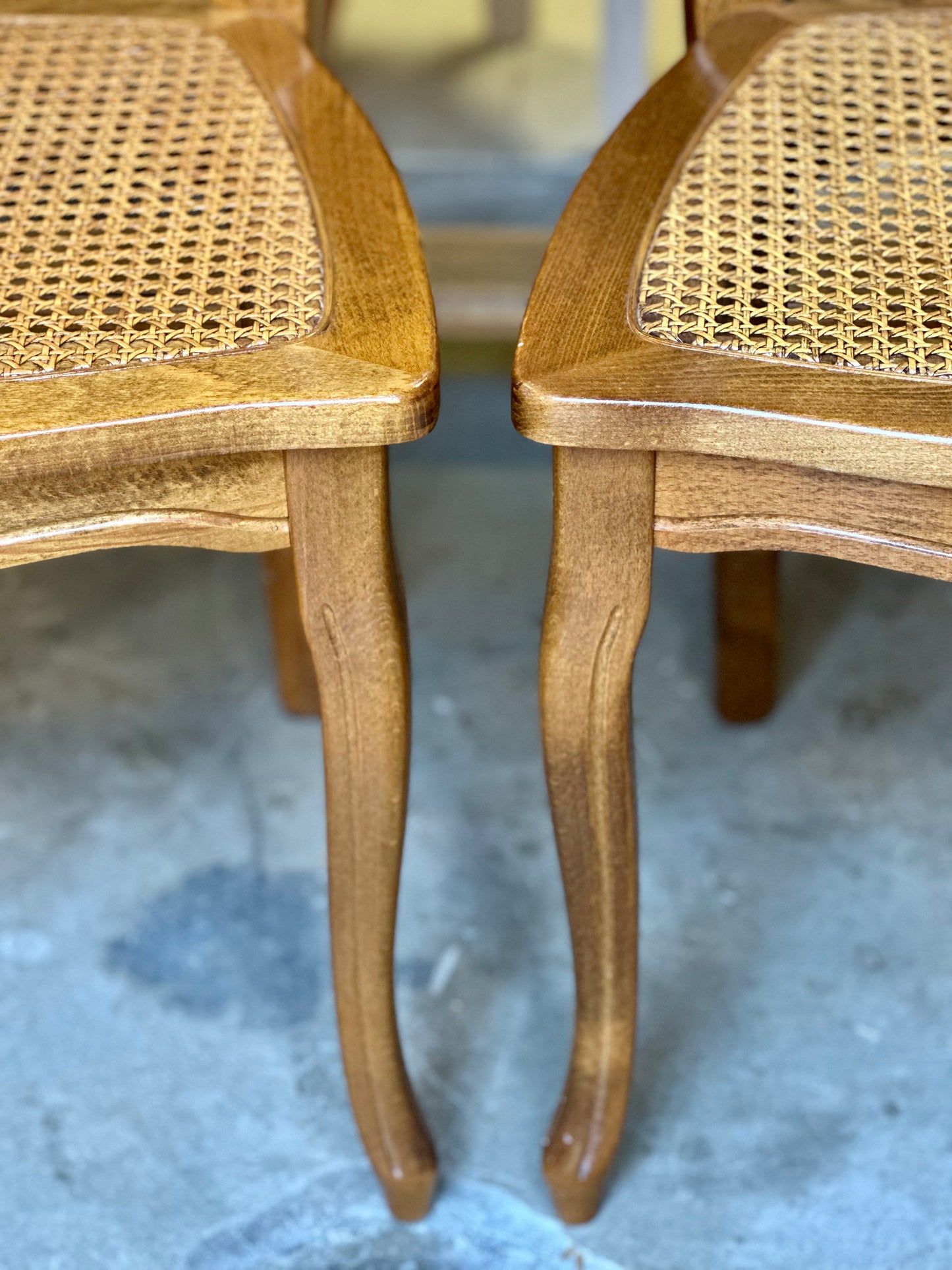 Chaises cannées vintage années 70-80