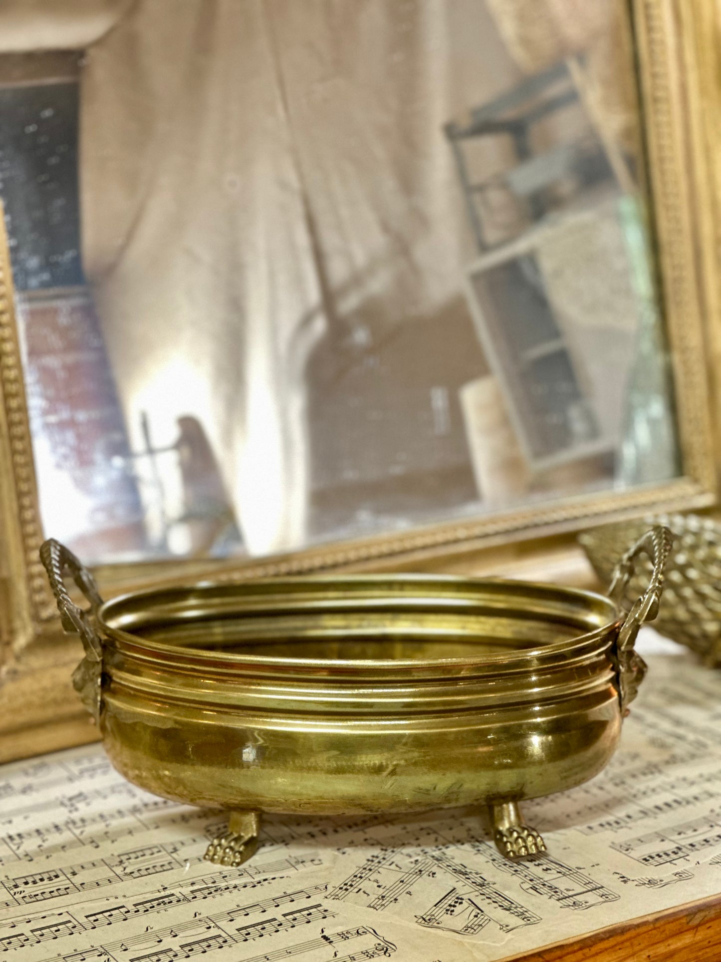 Jardinière en cuivre jaune