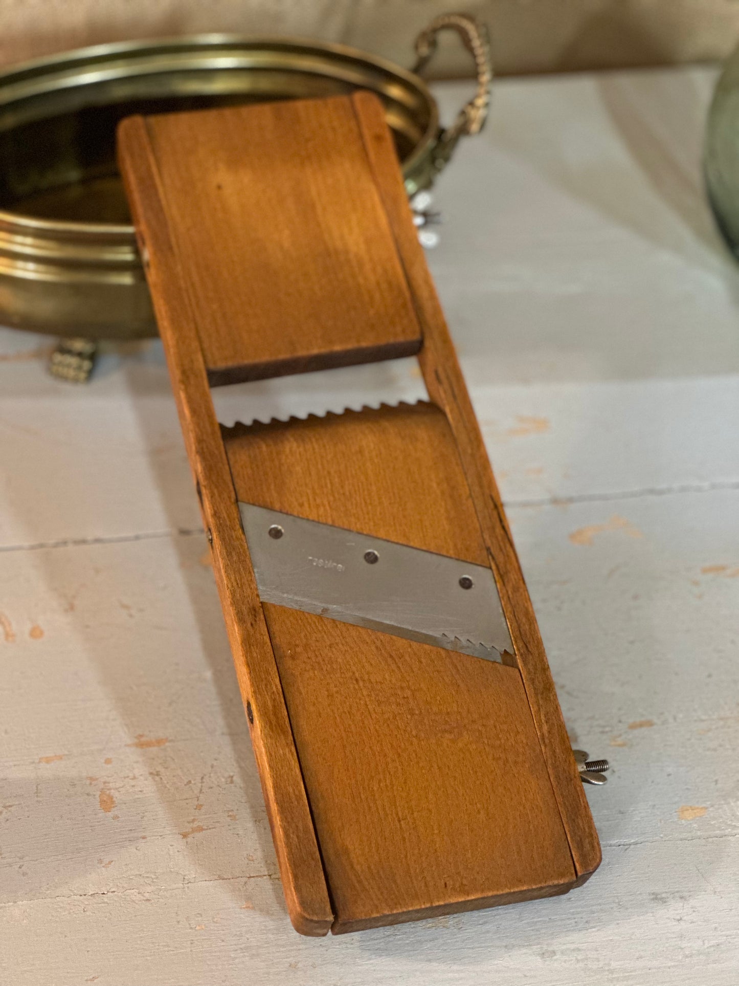 Ancienne mandoline en bois