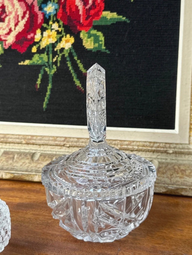 Bonbonnière ou boîte à bijoux en verre