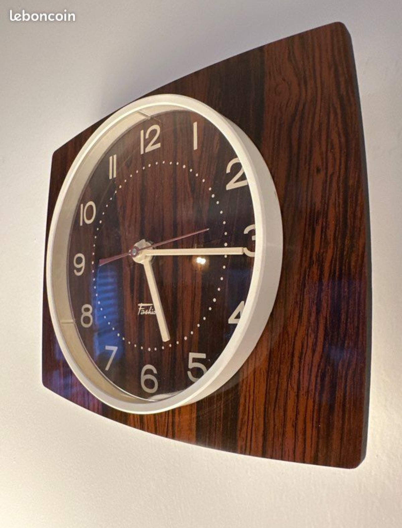 Pendule en formica vintage