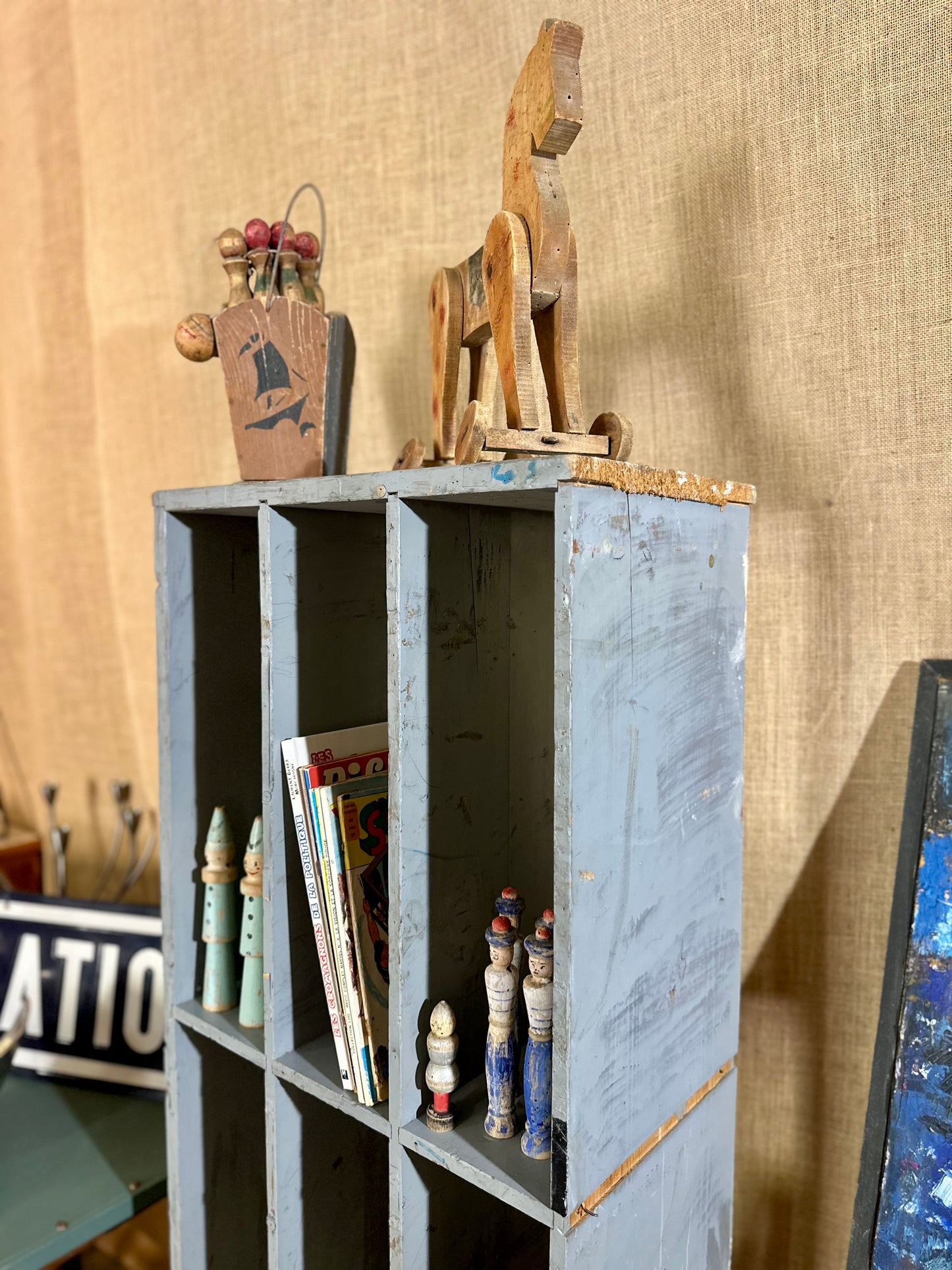 Mini meuble de métier à casiers