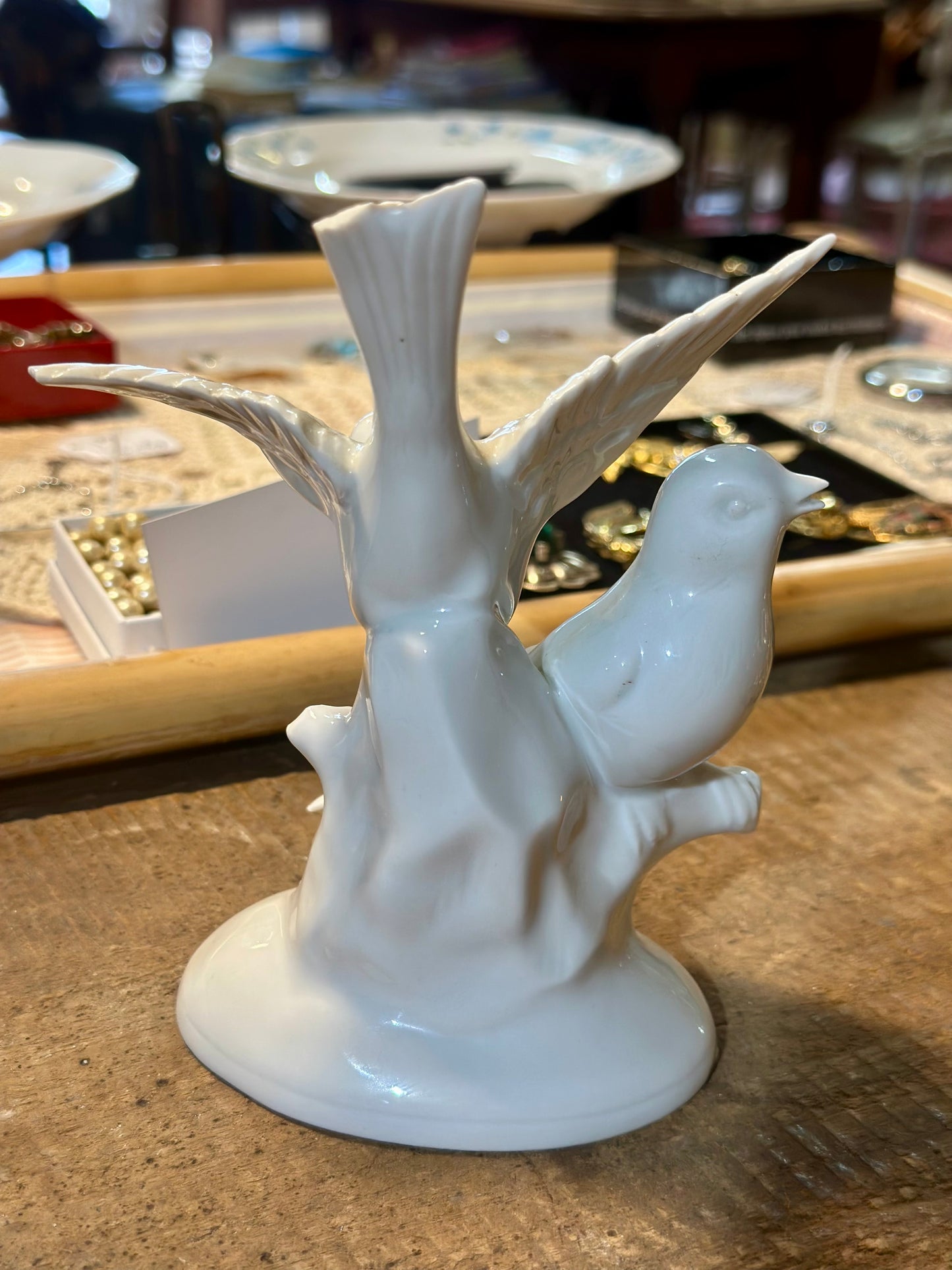 Couple d’oiseaux en porcelaine
