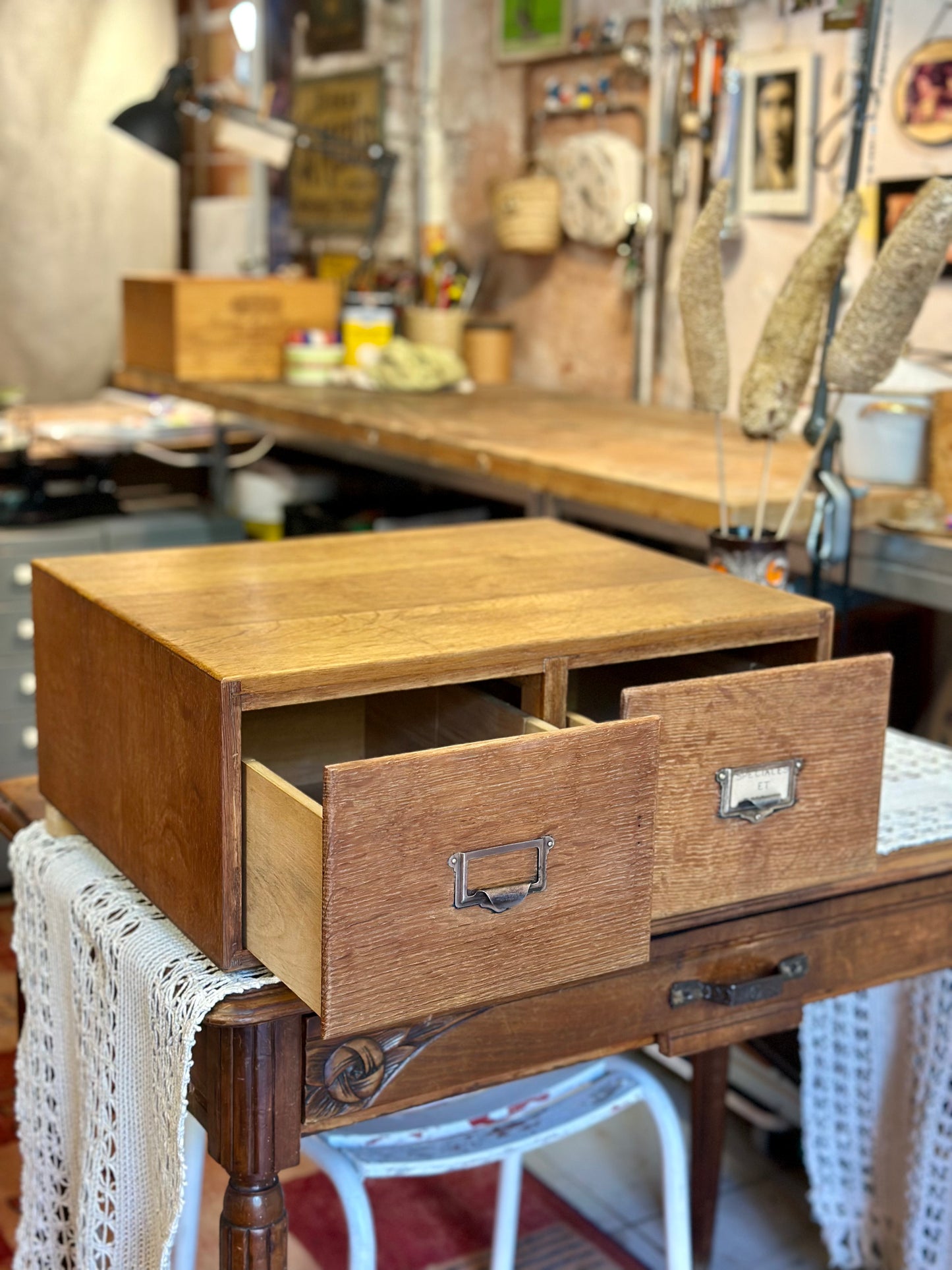 Petit meuble de métier d'atelier