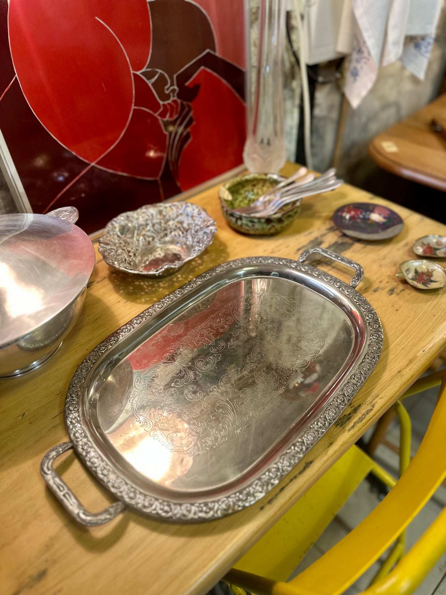 Plateau de service en métal argenté