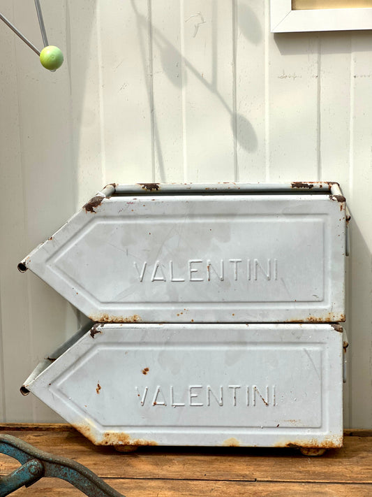 Paire de casiers à bec Valentini