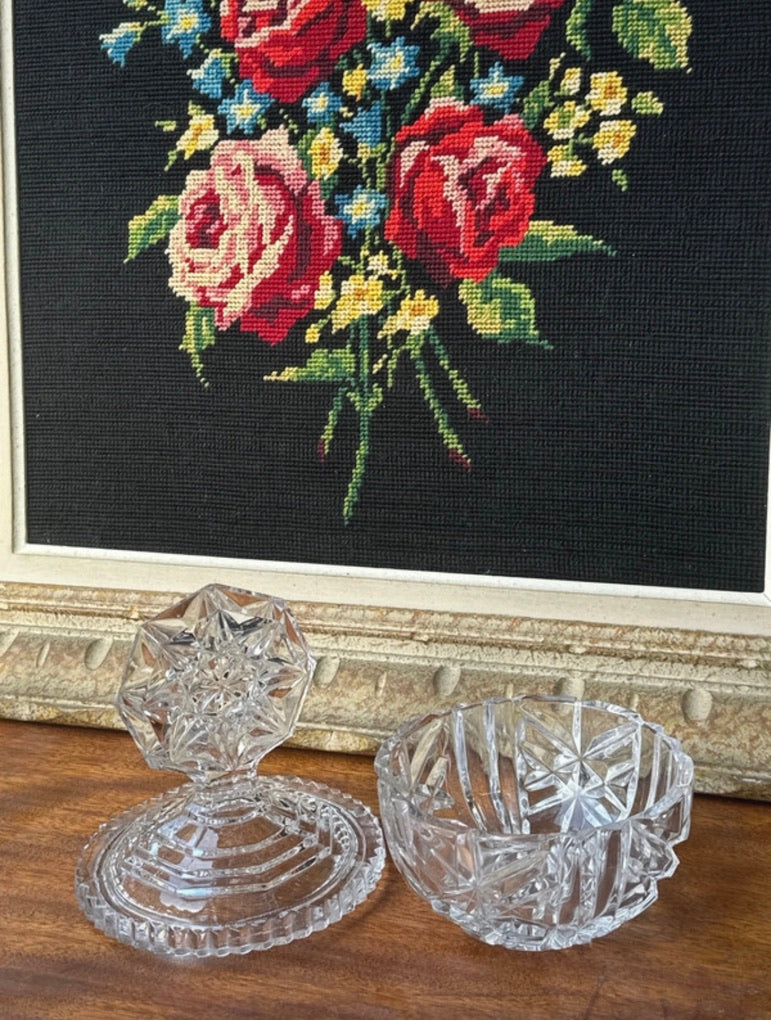 Bonbonnière ou boîte à bijoux en verre