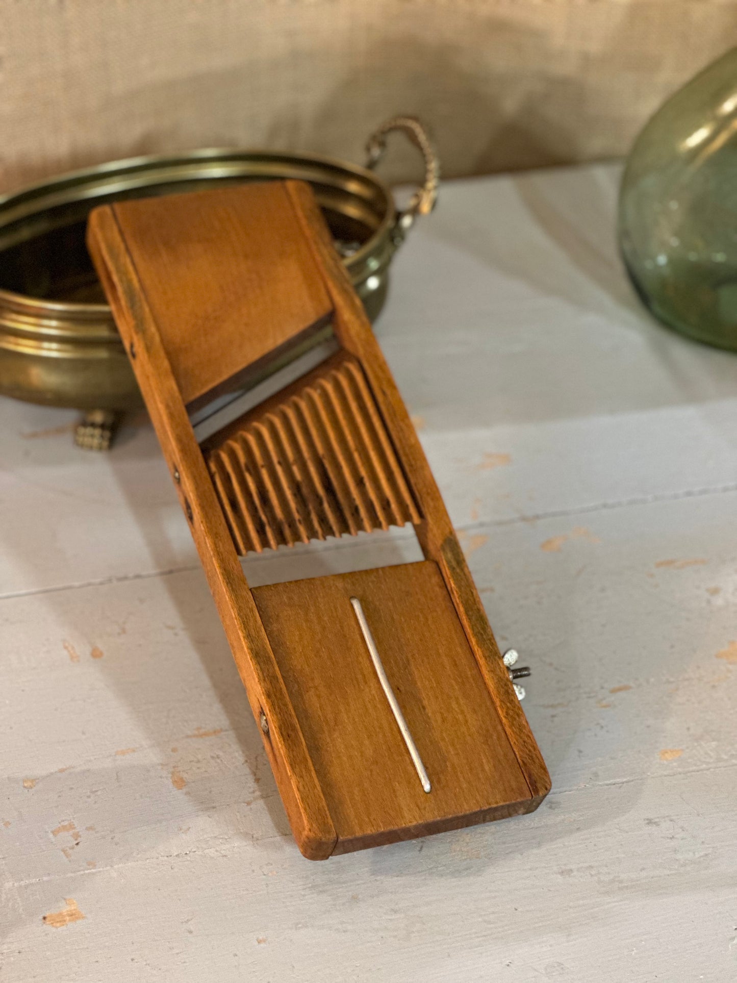 Ancienne mandoline en bois