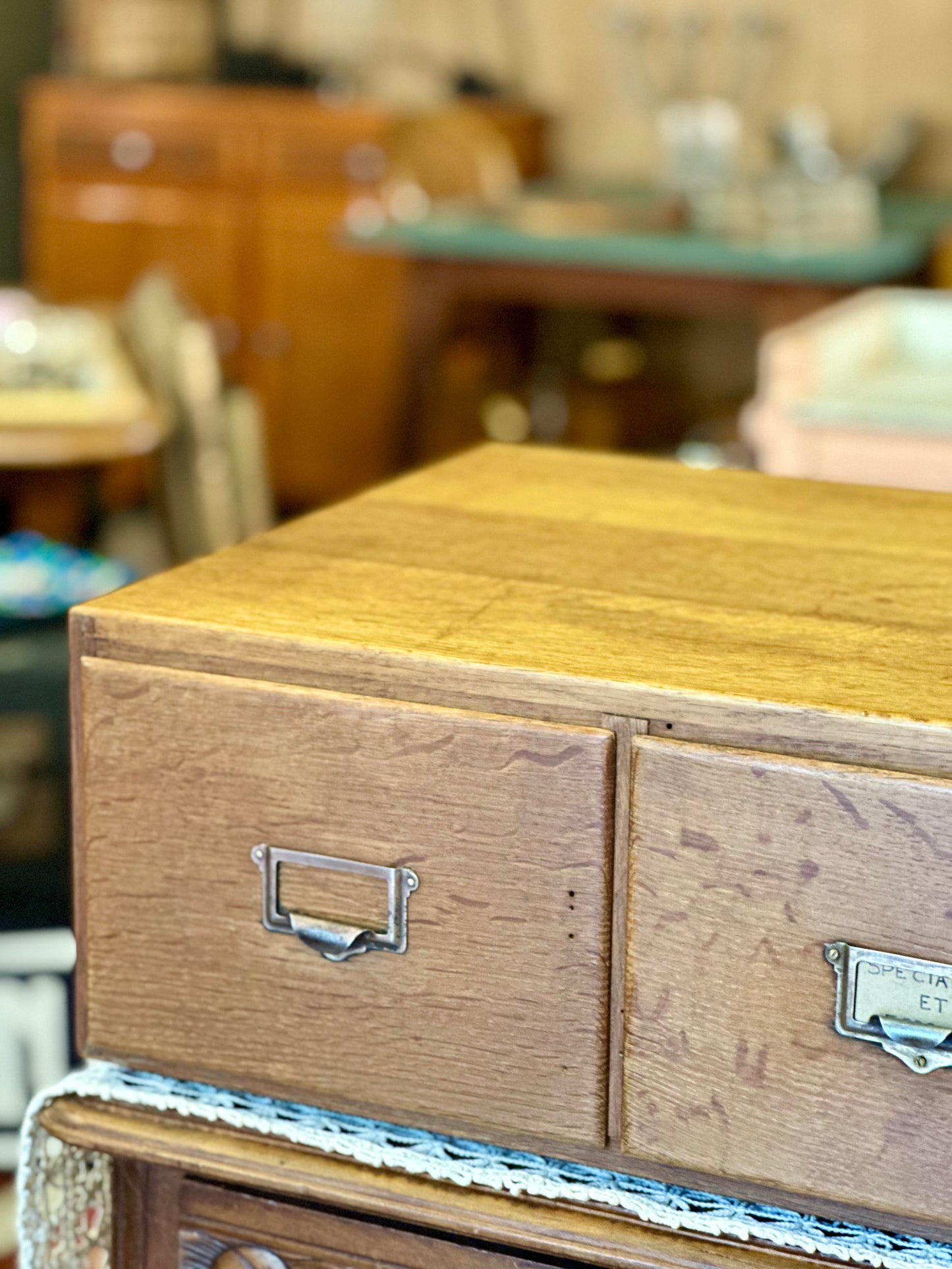 Petit meuble de métier d'atelier