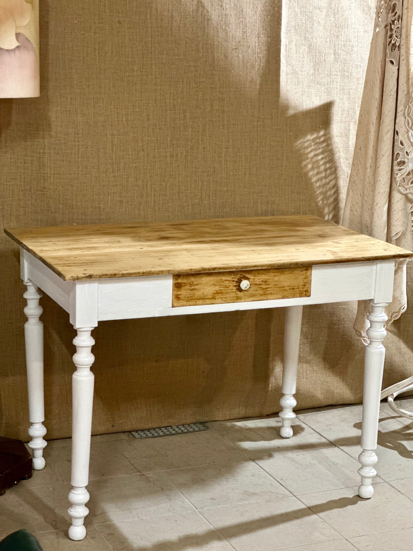 Table de campagne ancienne