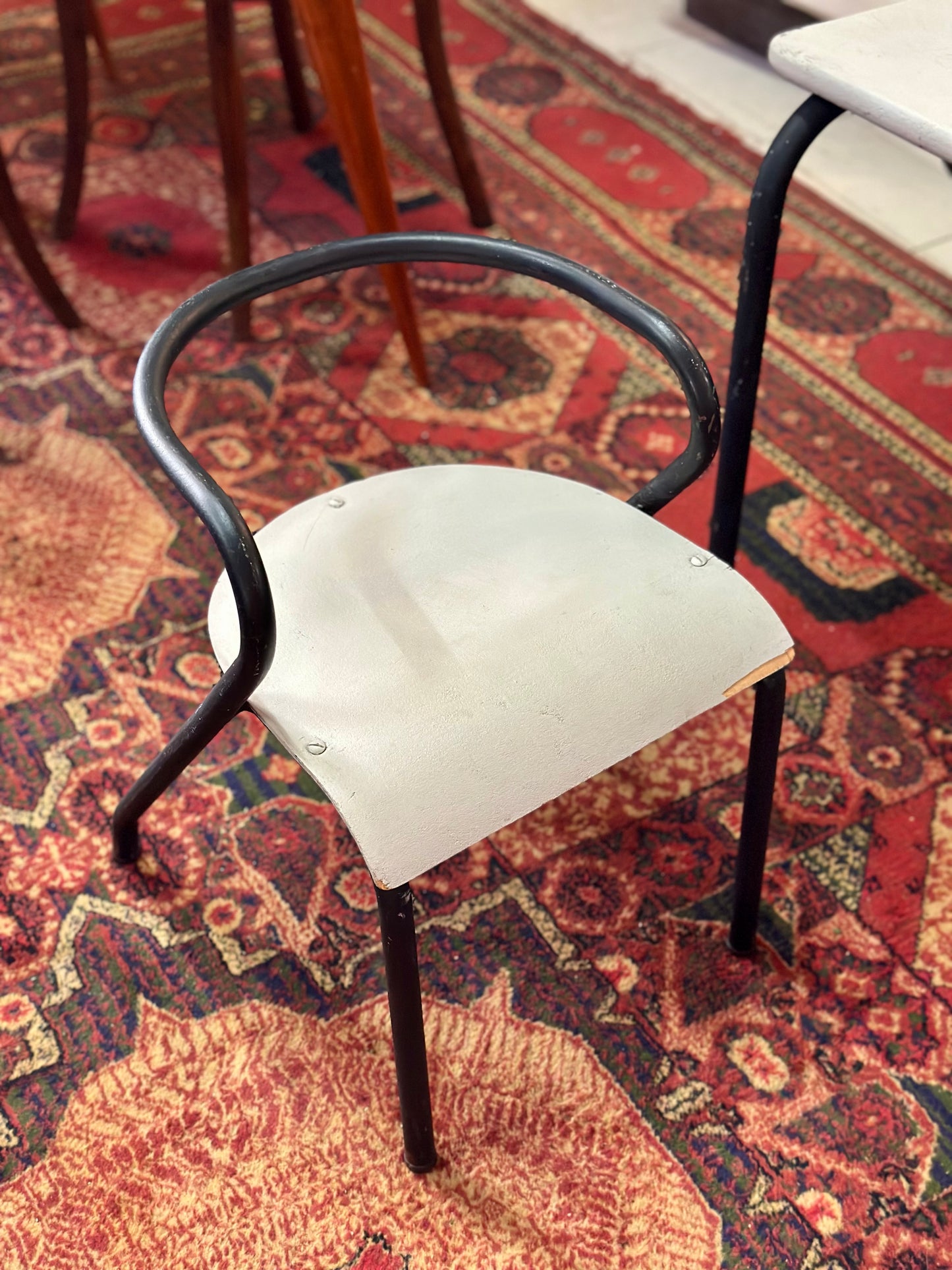 Ensemble bureau et fauteuil par Jacques Hitier