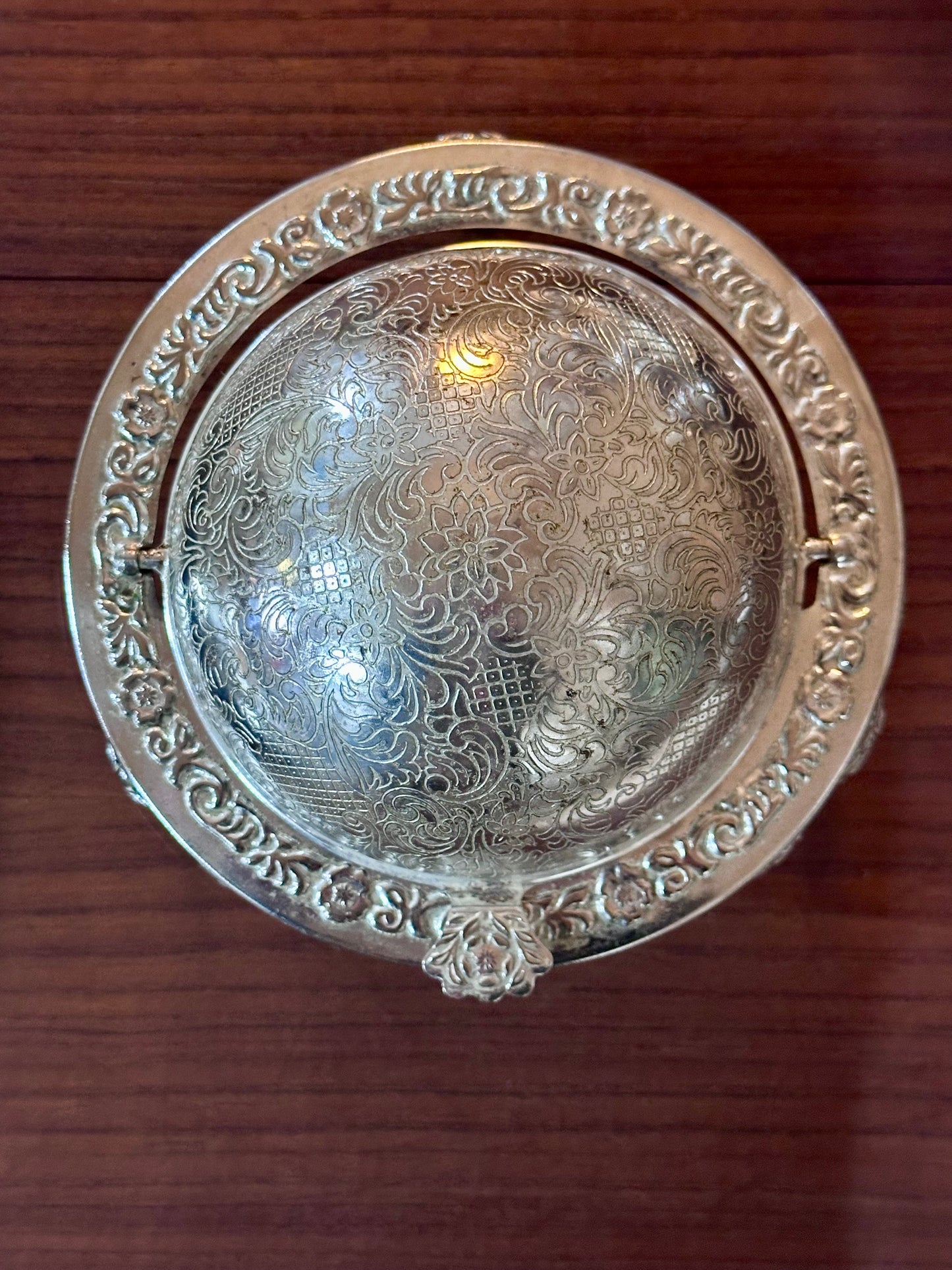 Serviteur à caviar en métal argenté