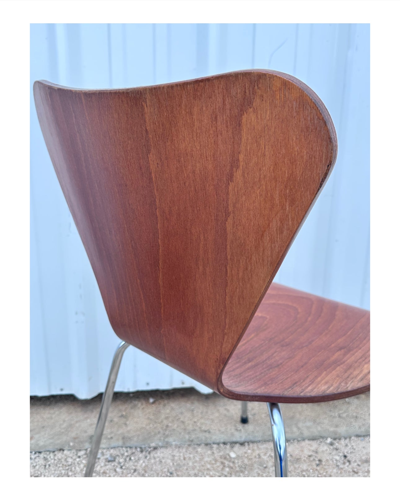 Chaise scandinave vintage inspirée de la Série 7 d'Arne Jacobsen