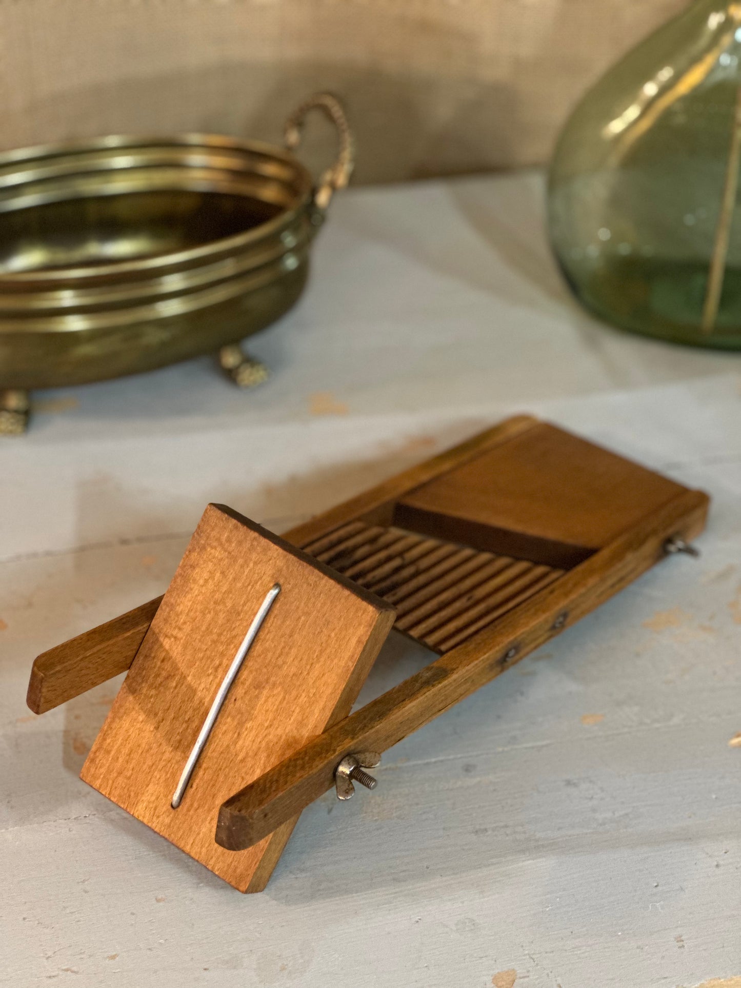 Ancienne mandoline en bois