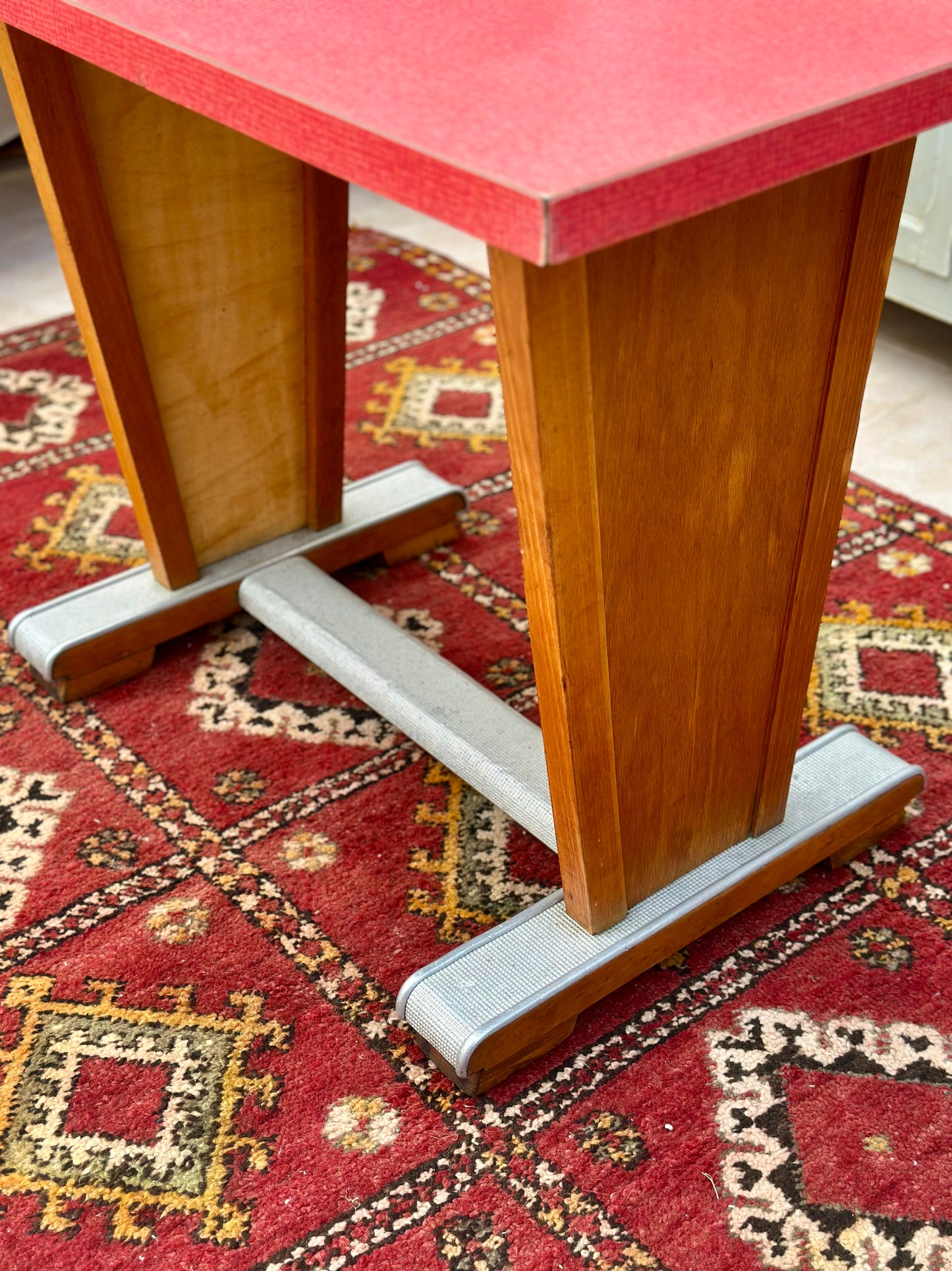 Table de bistrot des années 50