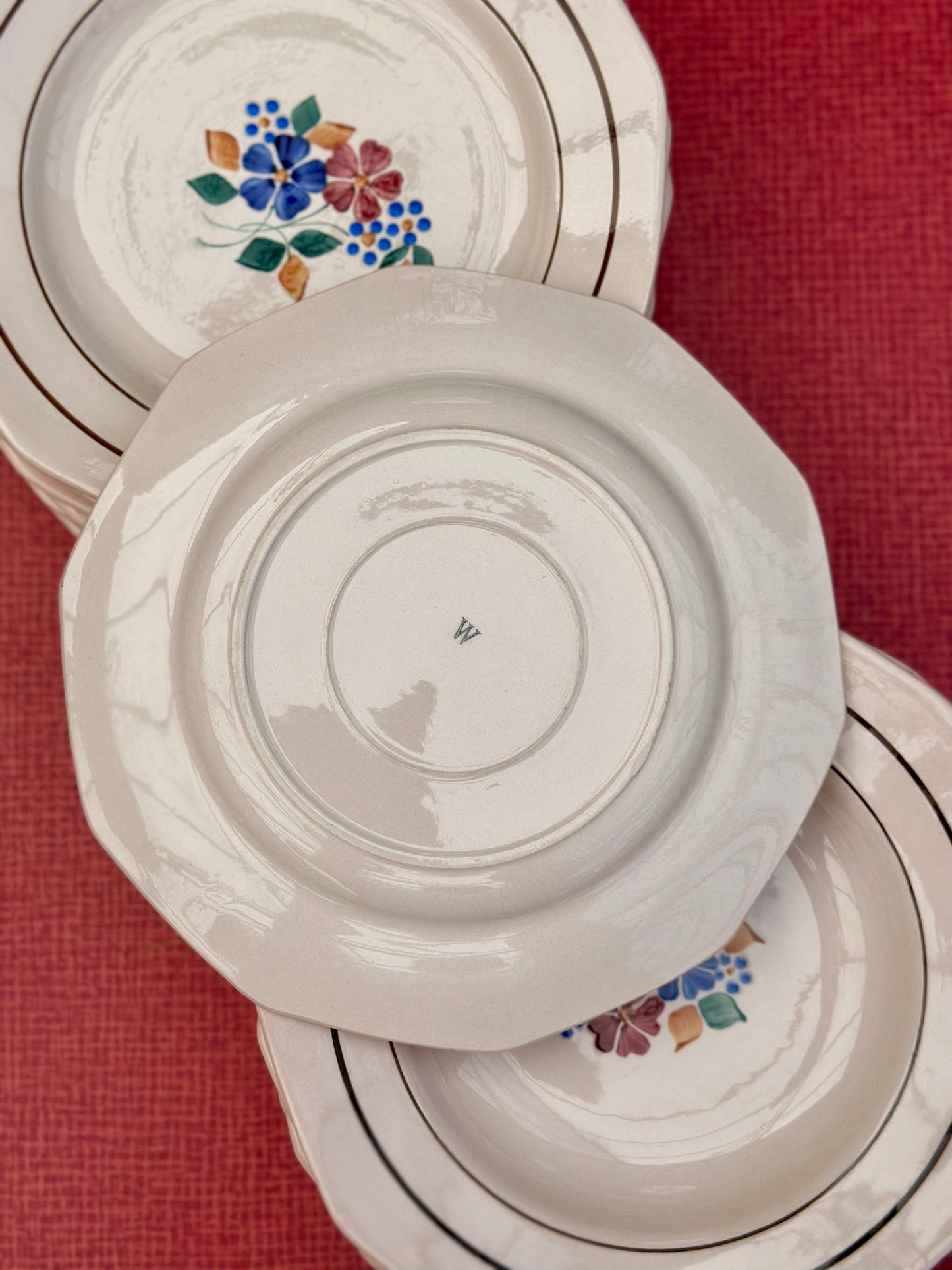 9 assiettes creuses Saint Amand Amandinoise