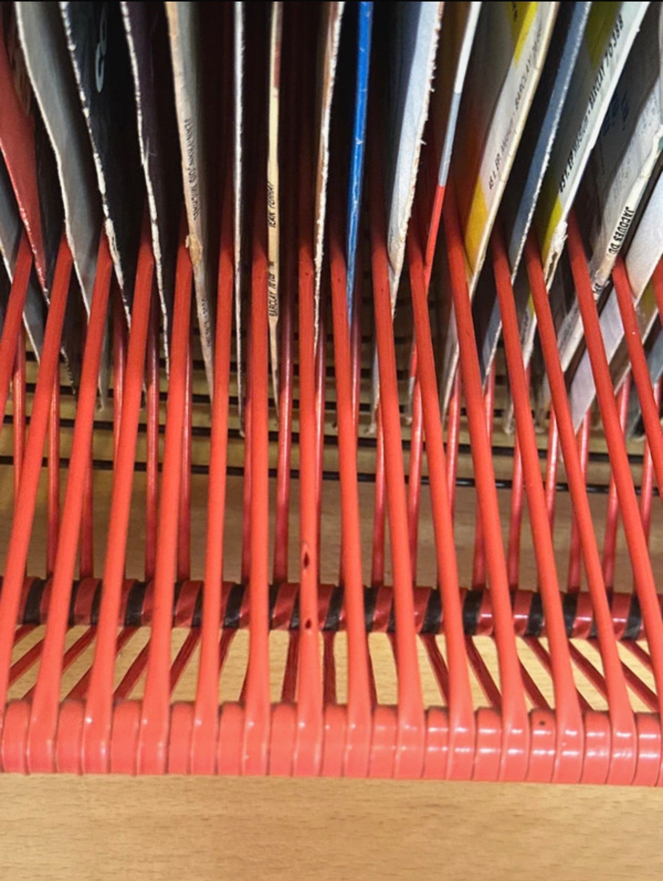 Range-disques scoubidou
